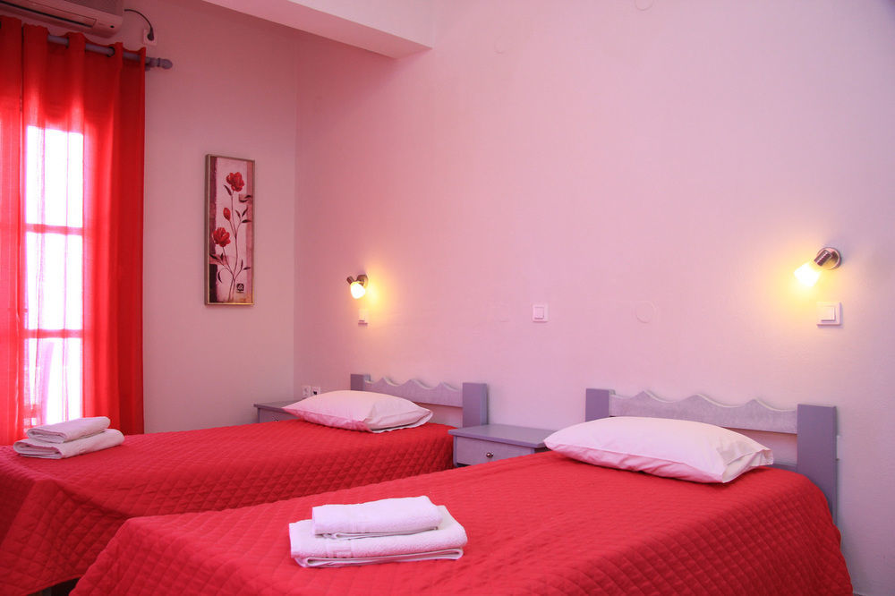 Unique Galini Oia - Adults Only Aparthotel Bagian luar foto