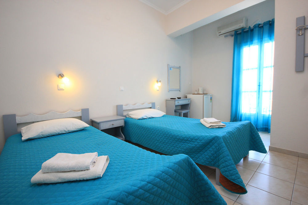 Unique Galini Oia - Adults Only Aparthotel Bagian luar foto