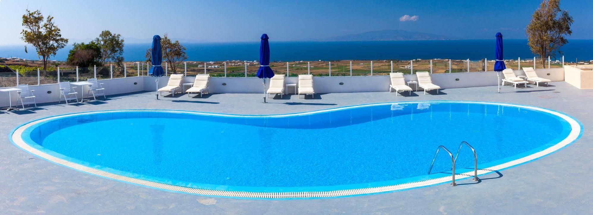 Unique Galini Oia - Adults Only Aparthotel Bagian luar foto