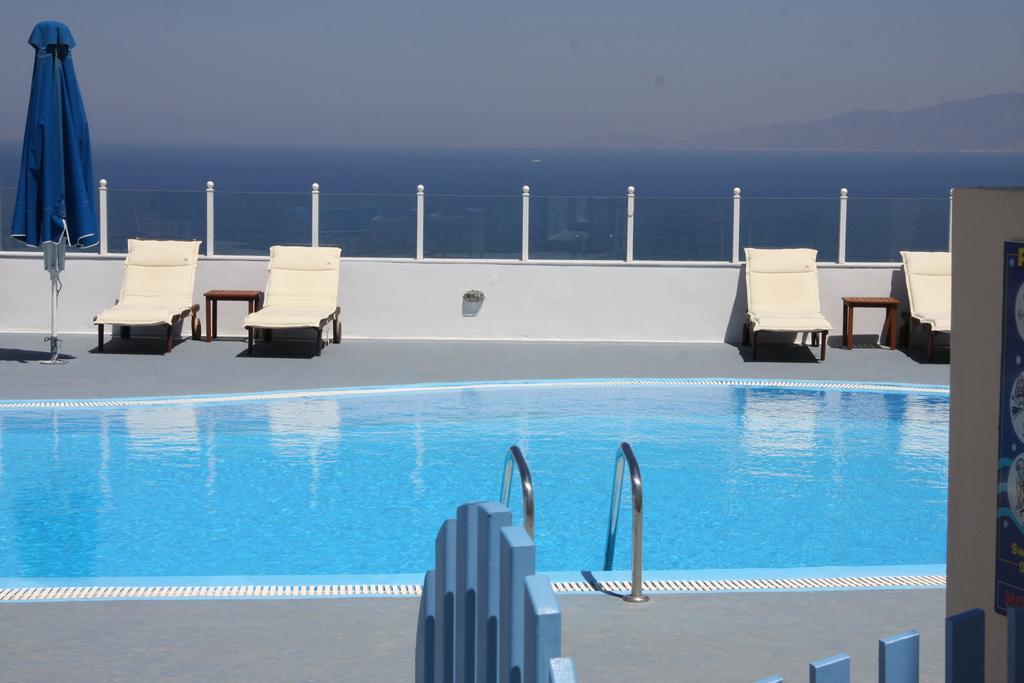Unique Galini Oia - Adults Only Aparthotel Bagian luar foto
