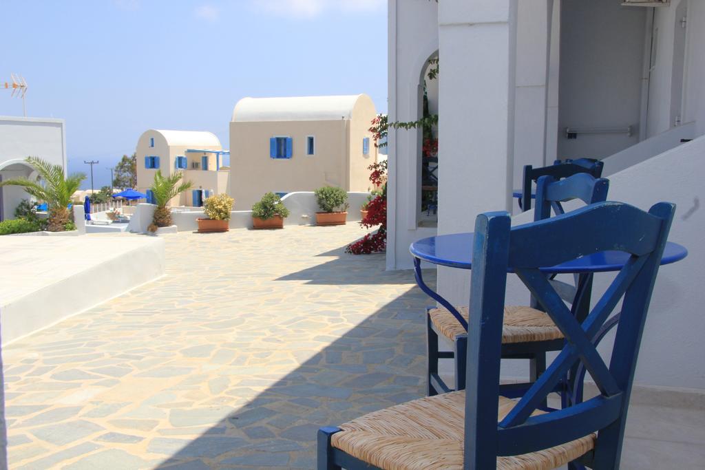 Unique Galini Oia - Adults Only Aparthotel Bagian luar foto